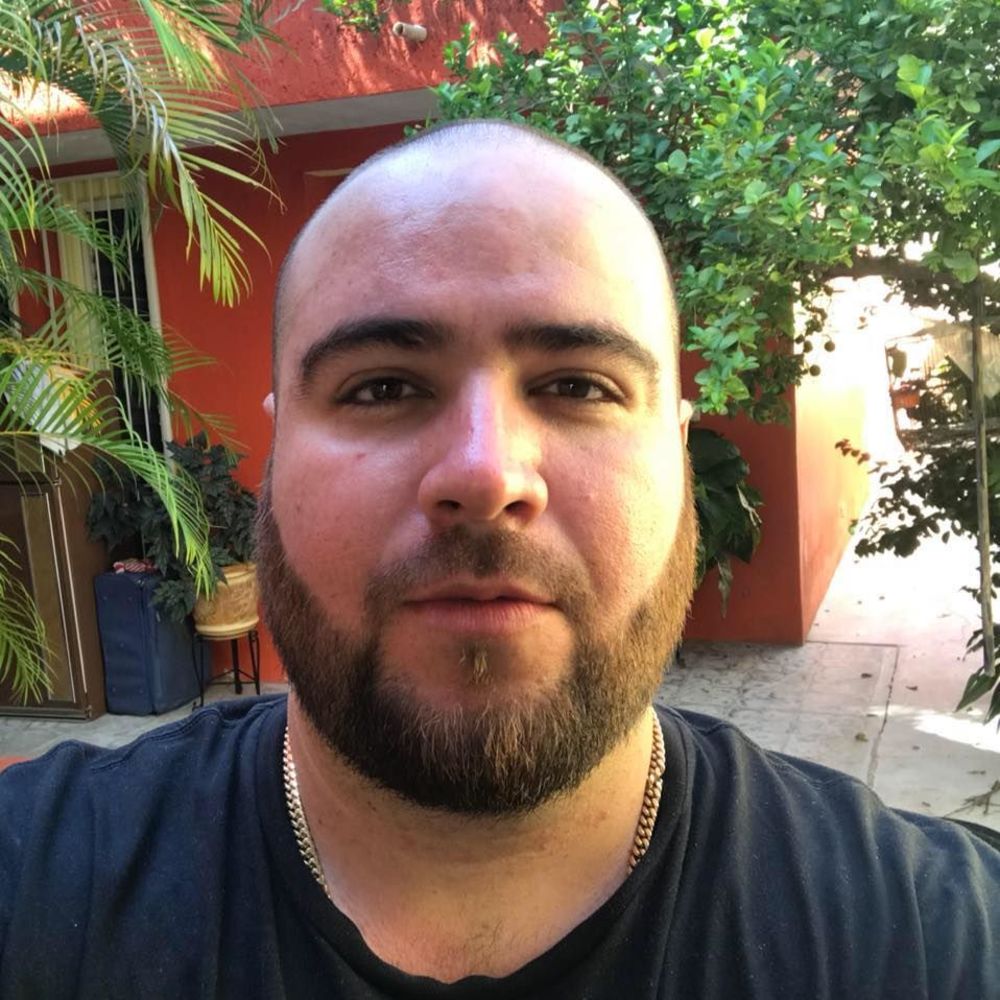 Meet your Posher, Manuel